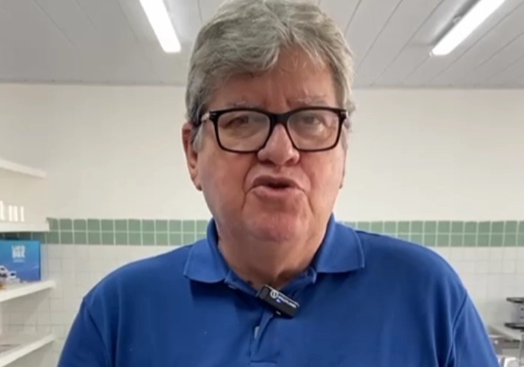 Governador da Paraíba João Azevedo.